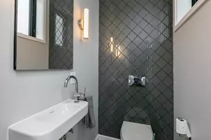 5 Merrill St, Portland, ME 04101 - Photo 17