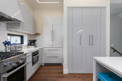 5 Merrill Street, Portland, ME 04101 - Photo 9