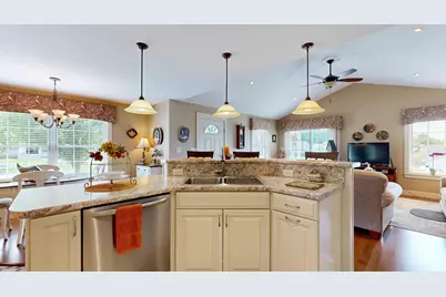 7 Cortland Way, Lewiston, ME 04240 - Photo 15