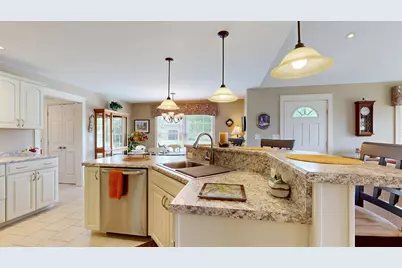7 Cortland Way, Lewiston, ME 04240 - Photo 11