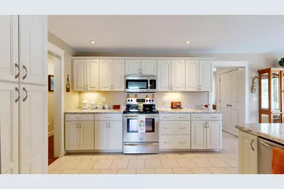 7 Cortland Way, Lewiston, ME 04240 - Photo 13