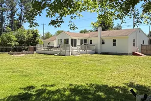 55 Mill St, Kennebunk, ME 04043 - Photo 3