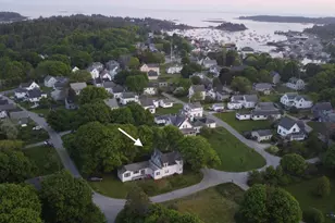 25 Pleasant St, Vinalhaven, ME 04863 - Photo 5