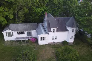 25 Pleasant St, Vinalhaven, ME 04863 - Photo 5