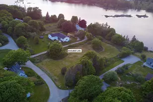 25 Pleasant St, Vinalhaven, ME 04863 - Photo 3