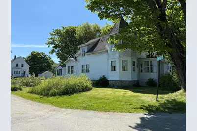 25 Pleasant Street, Vinalhaven, ME 04863 - Photo 31