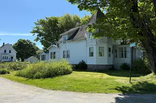 25 Pleasant St, Vinalhaven, ME 04863 - Photo 31