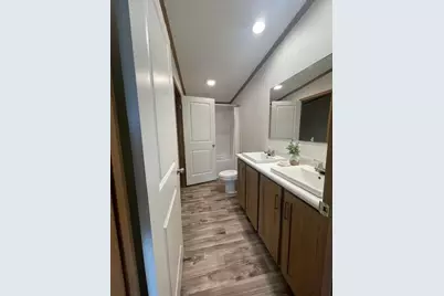 14 Lincoln Lane, Livermore Falls, ME 04254 - Photo 7