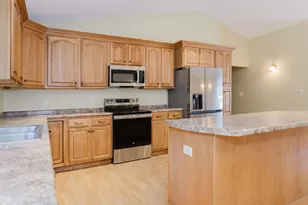 220 Granite Heights, Farmington, ME 04938 - Photo 9