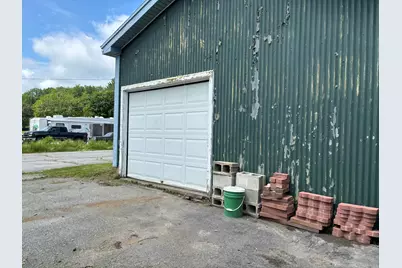 8 Oakland Road, Fairfield, ME 04937 - Photo 5