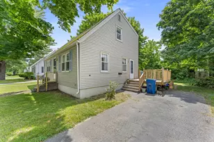33 Penn Ave, Portland, ME 04103 - Photo 5