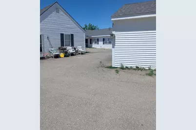 1055 Middle Road, Warren, ME 04864 - Photo 15