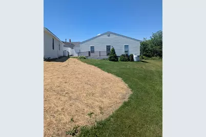 1055 Middle Road, Warren, ME 04864 - Photo 11