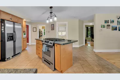207 N Auburn Road, Auburn, ME 04210 - Photo 7