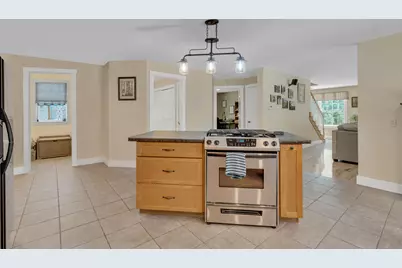 207 N Auburn Road, Auburn, ME 04210 - Photo 7