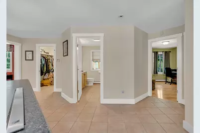 207 N Auburn Road, Auburn, ME 04210 - Photo 9