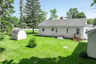 15 Parkway N, Brewer, ME 04412 - Photo 3