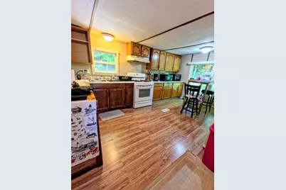 7 Whitman Street, Mexico, ME 04257 - Photo 11