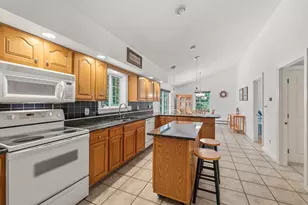 451 Chapel Rd, Wells, ME 04090 - Photo 9