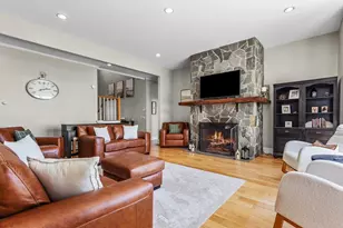 25 Browns Ave, Sedgwick, ME 04676 - Photo 11
