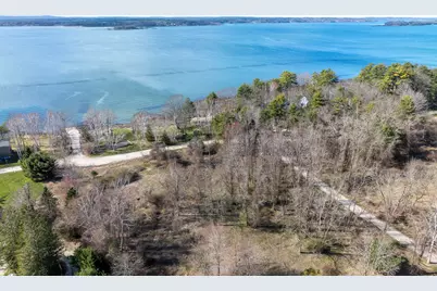 119 West Shore Drive, Portland, ME 04109 - Photo 3