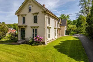 77 Main St, Rockport, ME 04856 - Photo 1