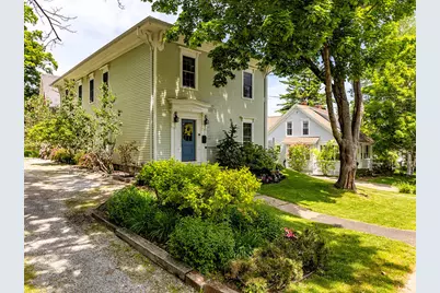 5 Pearl Street #2, Camden, ME 04843 - Photo 1