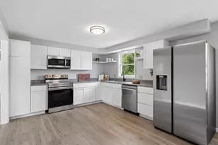 167 Rowe Ave, Portland, ME 04102 - Photo 5