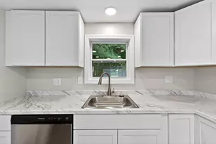 21 Hicks Rd, Augusta, ME 04330 - Photo 7
