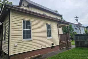 101 Elm St, Lewiston, ME 04240 - Photo 23