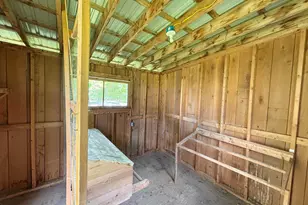 101 Pleasant St, Dover Foxcroft, ME 04426 - Photo 23