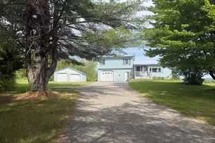 247 Pea Ridge Rd, Manchester, ME 04457 - Photo 3