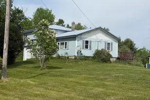247 Pea Ridge Rd, Manchester, ME 04457 - Photo 5
