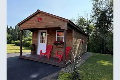 35 Benn Street, Houlton, ME 04730 - Photo 5