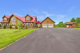 35 Benn St, Houlton, ME 04730 - Photo 15