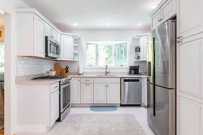 8 N Lewis Avenue, Camden, ME 04843 - Photo 17