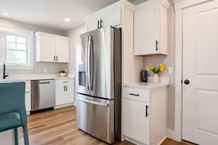38 Enterprise Dr, Brunswick, ME 04011 - Photo 9