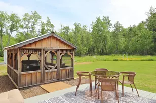 19 Sprucewood Dr, Eddington, ME 04428 - Photo 11