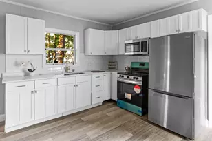27 Church St, Livermore Falls, ME 04254 - Photo 7