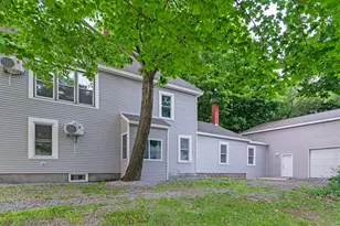 27 Church St, Livermore Falls, ME 04254 - Photo 3