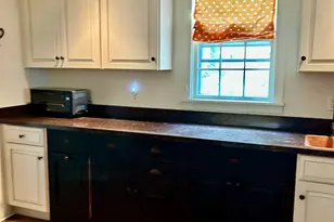 53 Congress St, Belfast, ME 04915 - Photo 9