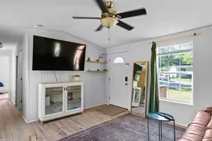 20 Mountain View Cir, Bowdoin, ME 04287 - Photo 3