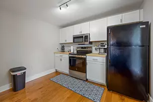 34-36 Pleasant St, Rockland, ME 04841 - Photo 23