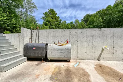 1075 Hill Road, Clinton, ME 04927 - Photo 13