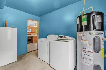 33 Gardiner Street, Sherman, ME 04776 - Photo 31