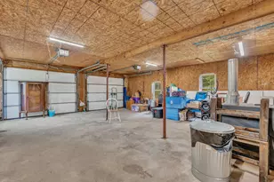 33 Gardiner St, Sherman, ME 04776 - Photo 9