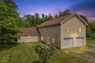 33 Gardiner St, Sherman, ME 04776 - Photo 1