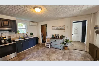 423 Hammond Street, Bangor, ME 04401 - Photo 7