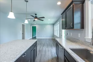 116 Mountain View Ext, Rockland, ME 04841 - Photo 9