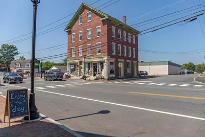 28 E Main Street, Searsport, ME 04974 - Photo 1